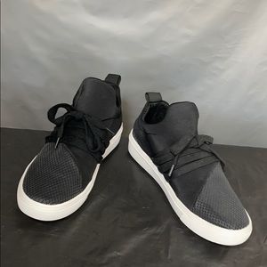 STEVE MADDEN Lancer athleisure sneaker